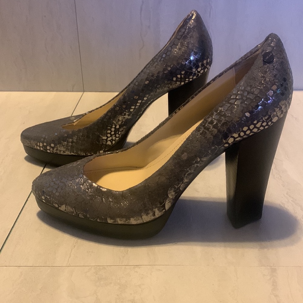 Calvin Klein Emmy Women's Python Embossed Pumps S… - image 2
